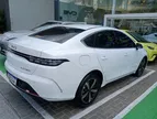 BYD King Dm-i Plug-in Hybrid - Miniatura 5