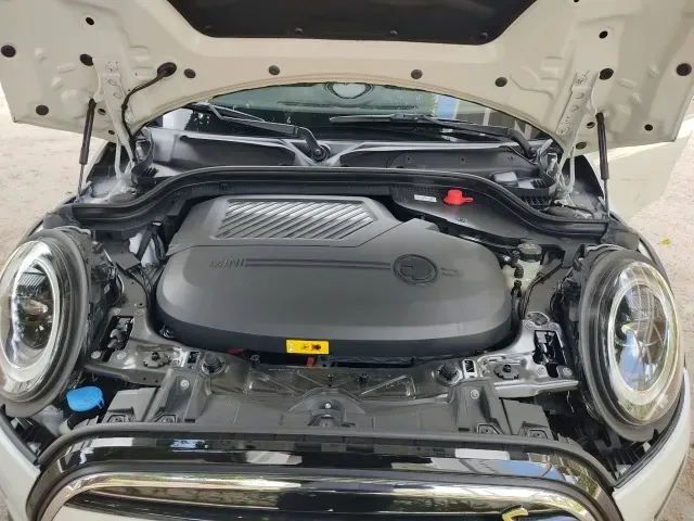 Mini Cooper SE - Imagem 12