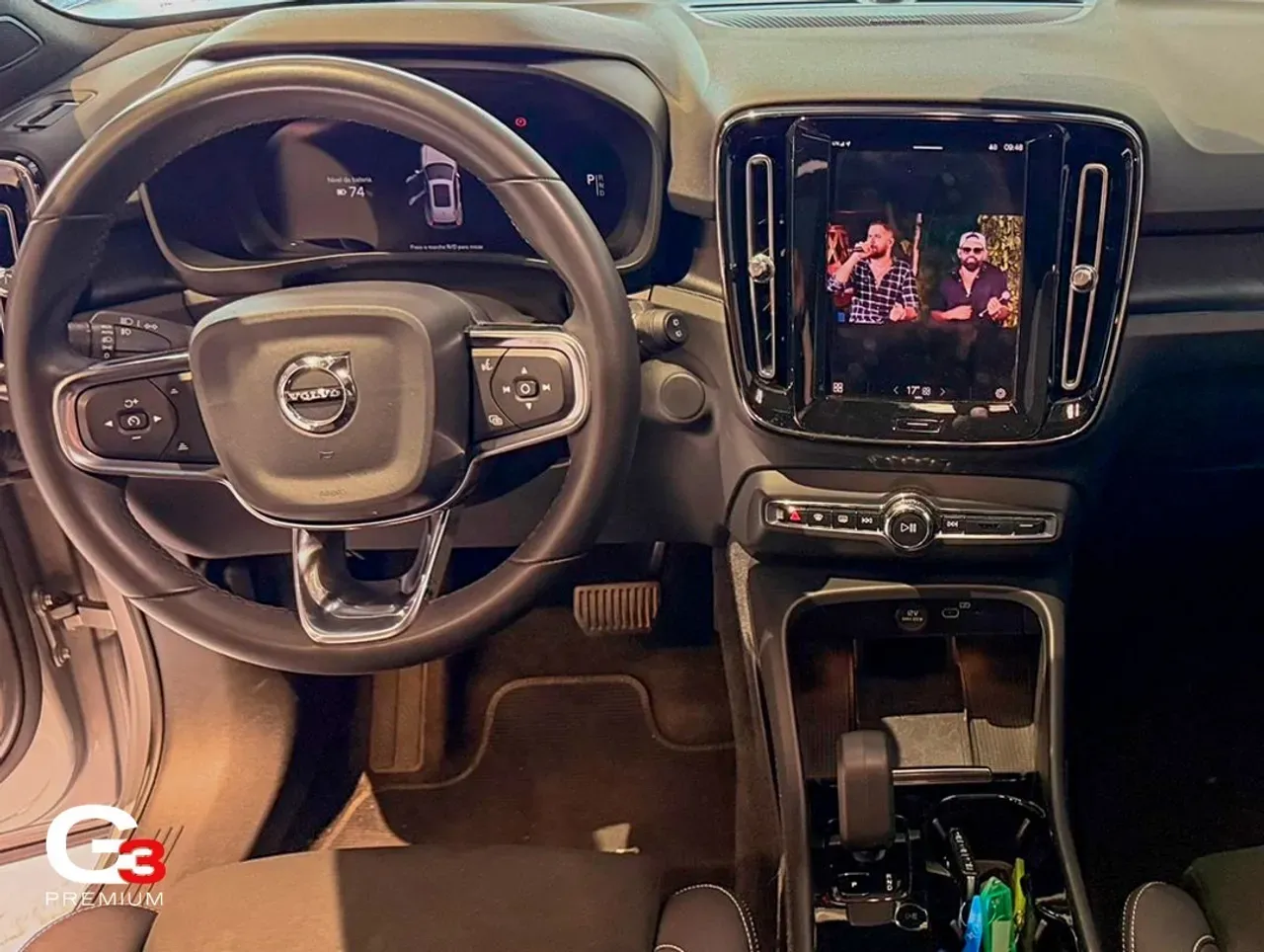 Volvo XC40 Recharge - Imagem 10