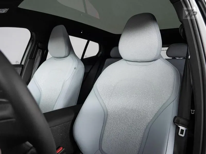 Volvo EX30 - Imagem 8