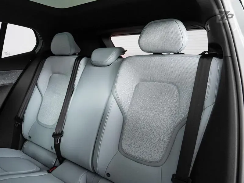 Volvo EX30 - Imagem 9