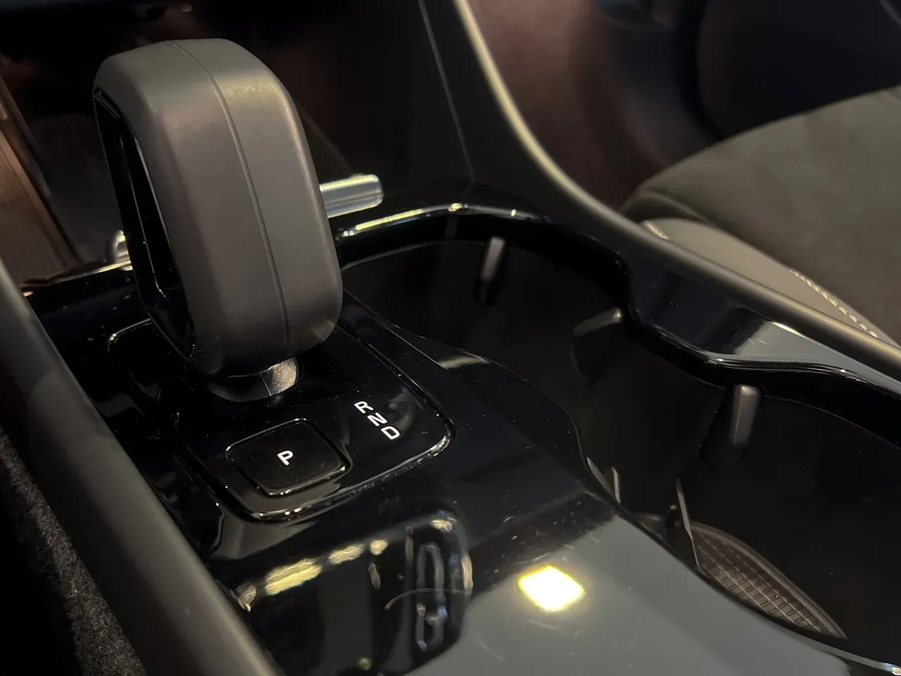 Volvo C40 Recharge - Imagem 14