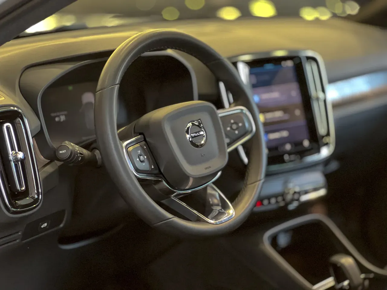 Volvo C40 Recharge - Imagem 11