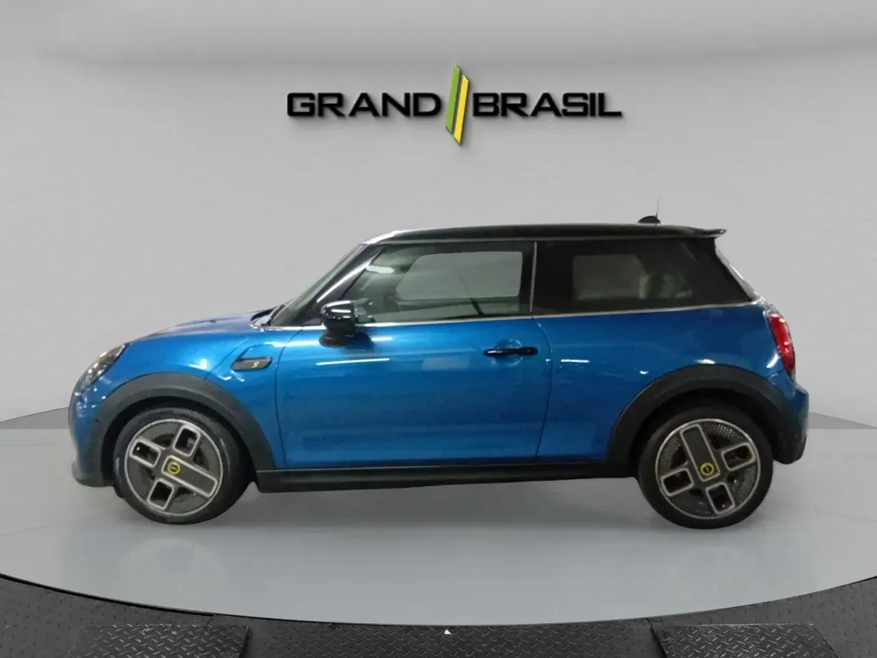 Mini Cooper SE - Imagem 6