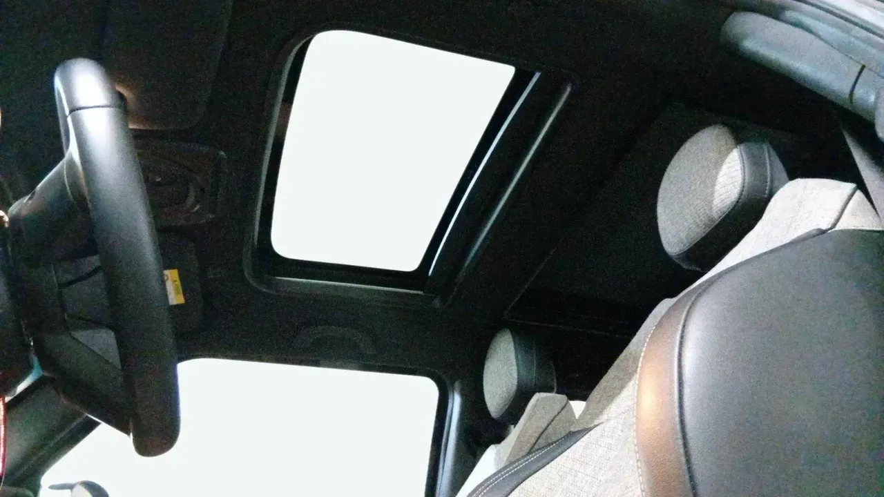 Mini Cooper SE - Imagem 10