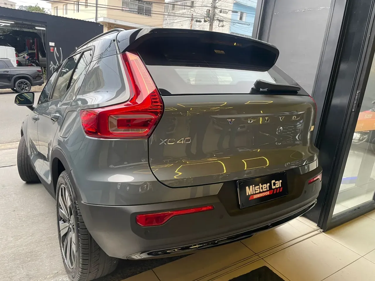 Volvo XC40 Recharge - Imagem 7