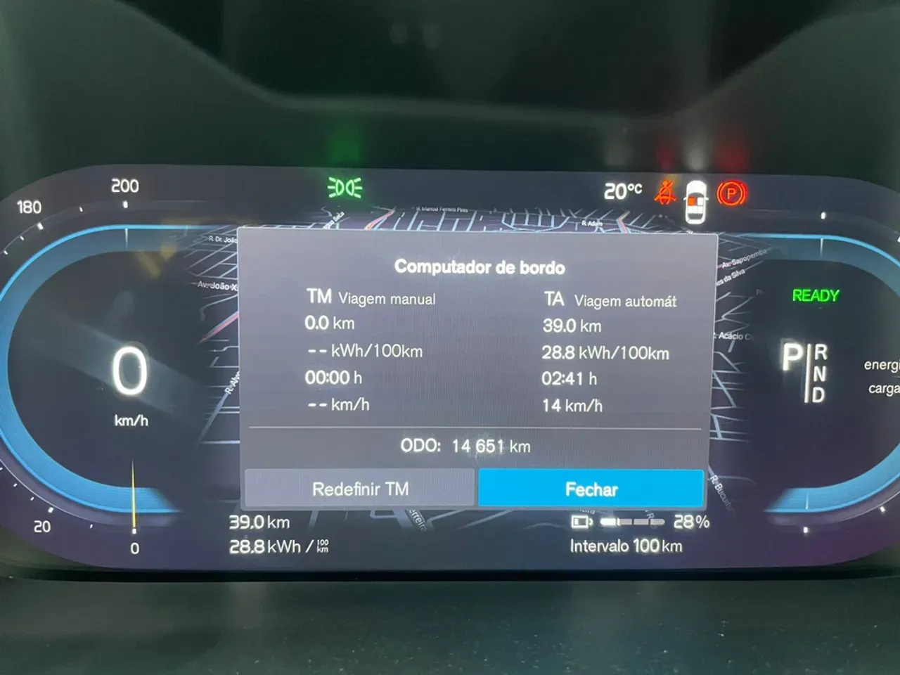 Volvo XC40 Recharge - Imagem 9