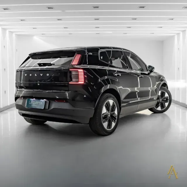 Volvo EX30 - Imagem 3