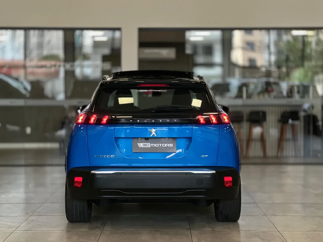 Peugeot E-2008 - Imagem 7