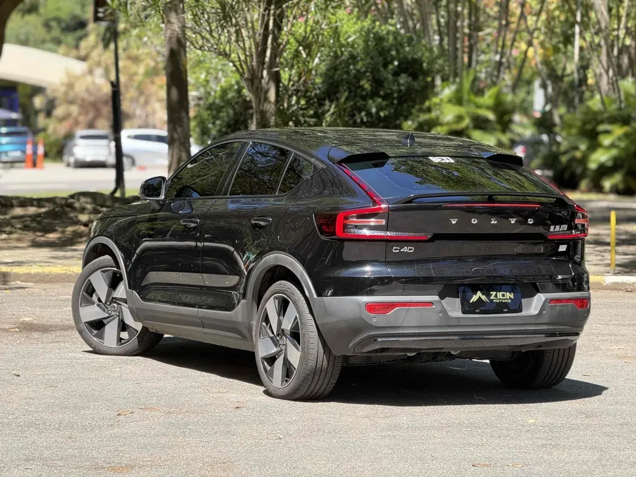 Volvo C40 Recharge - Imagem 4