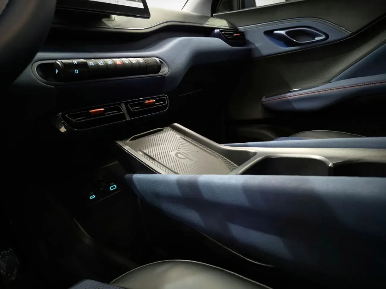 BYD Dolphin - Imagem 13