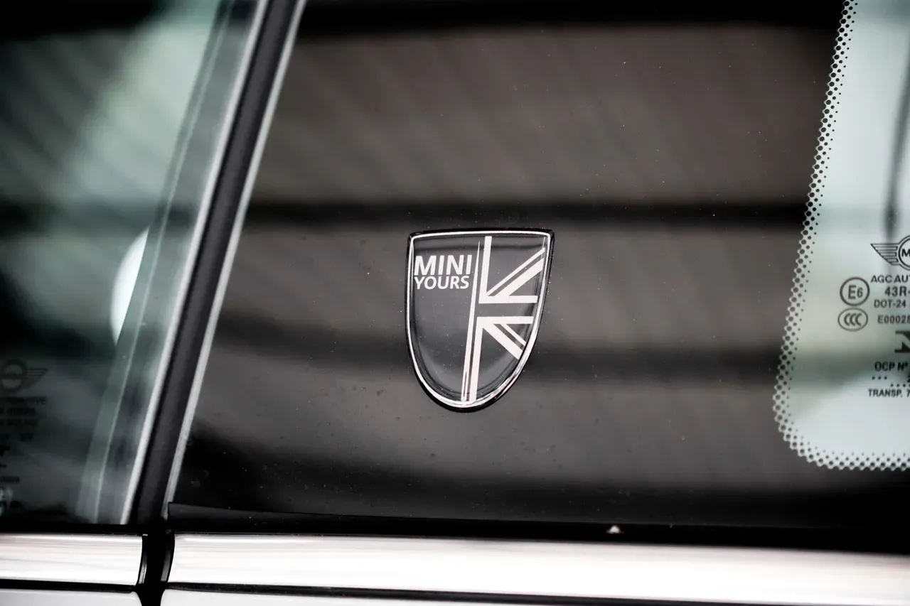 Mini Cooper SE - Imagem 20