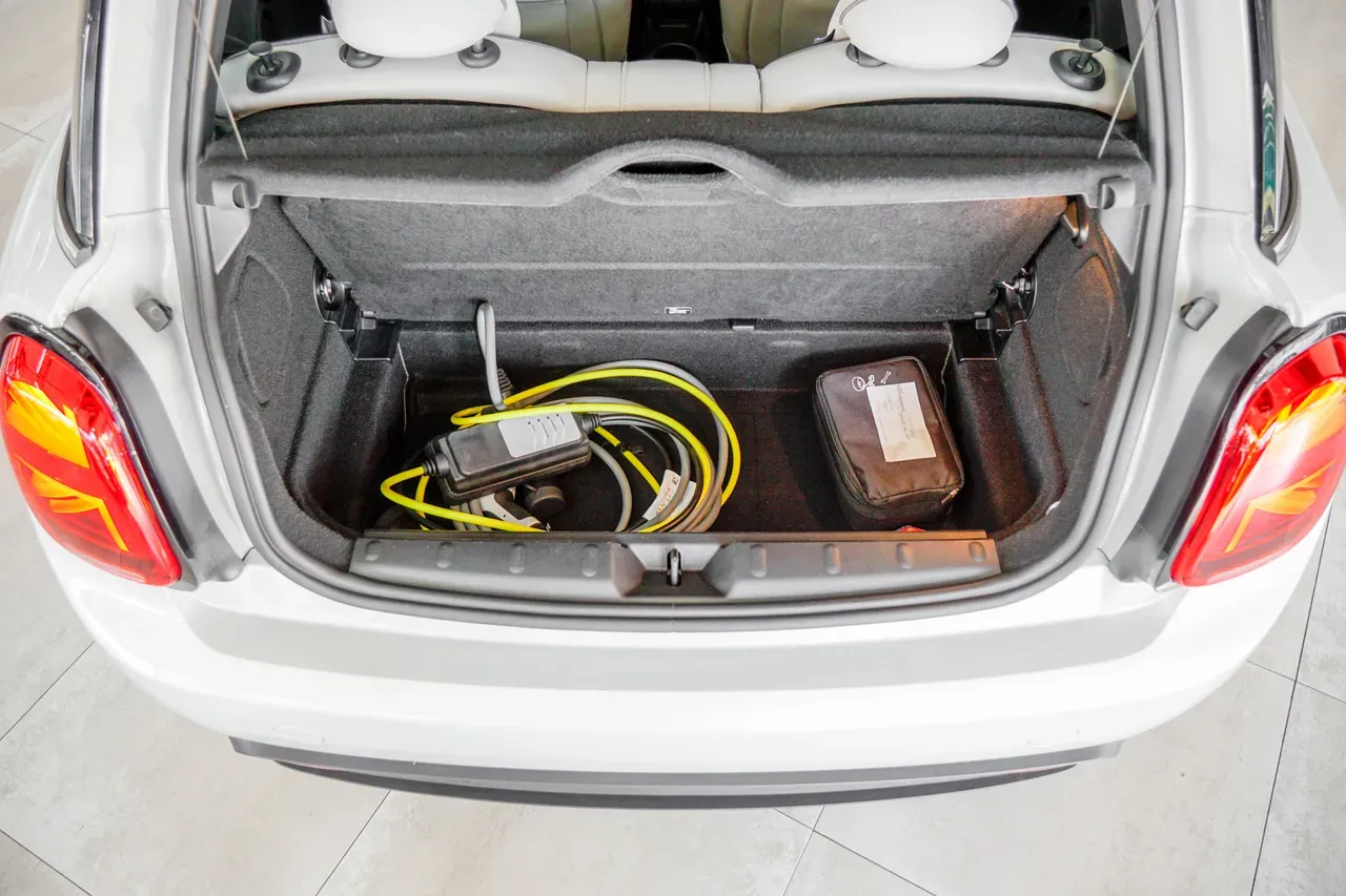 Mini Cooper SE - Imagem 19