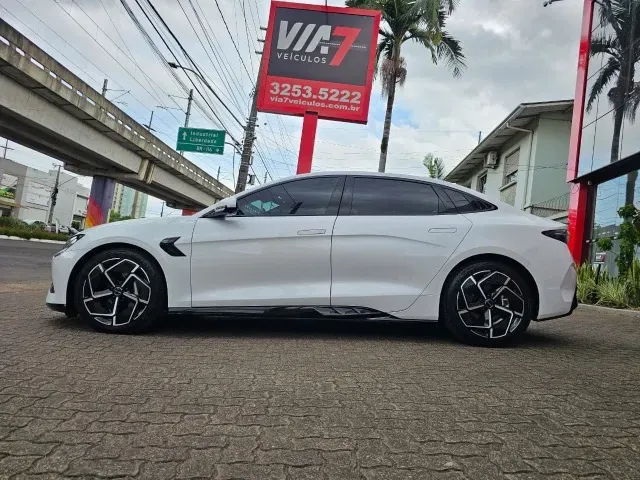 BYD Seal - Imagem 11