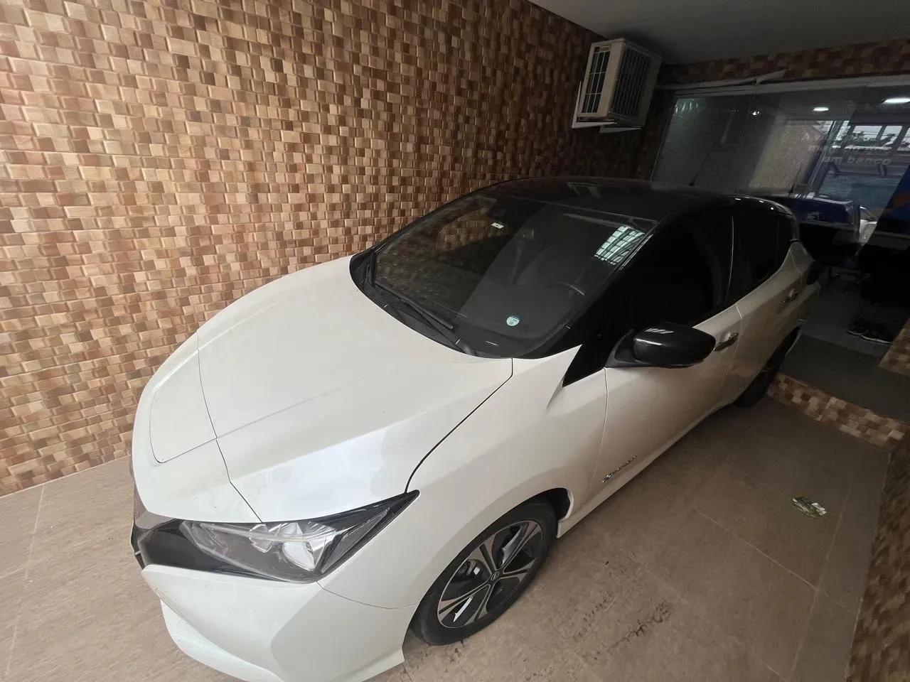 Nissan Leaf - Imagem 4