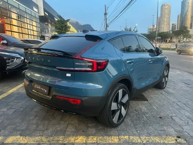 Volvo C40 Recharge - Imagem 7