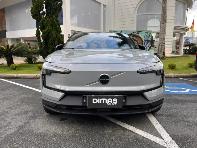 Volvo EX30 - Imagem 8