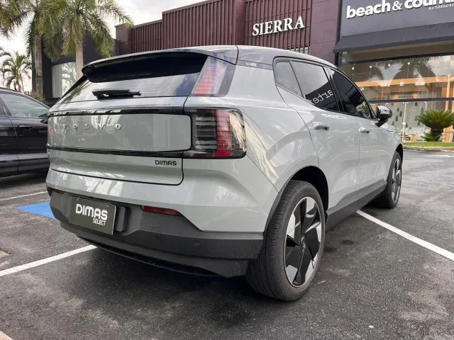 Volvo EX30 - Imagem 5