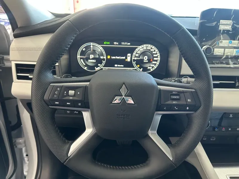 Mitsubishi Outlander Plug-in Hybrid - Imagem 14