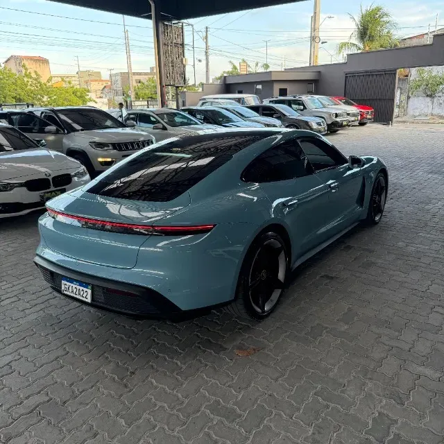 Porsche Taycan - Imagem 3