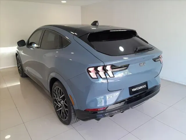 Ford Mustang Mach-e - Imagem 6