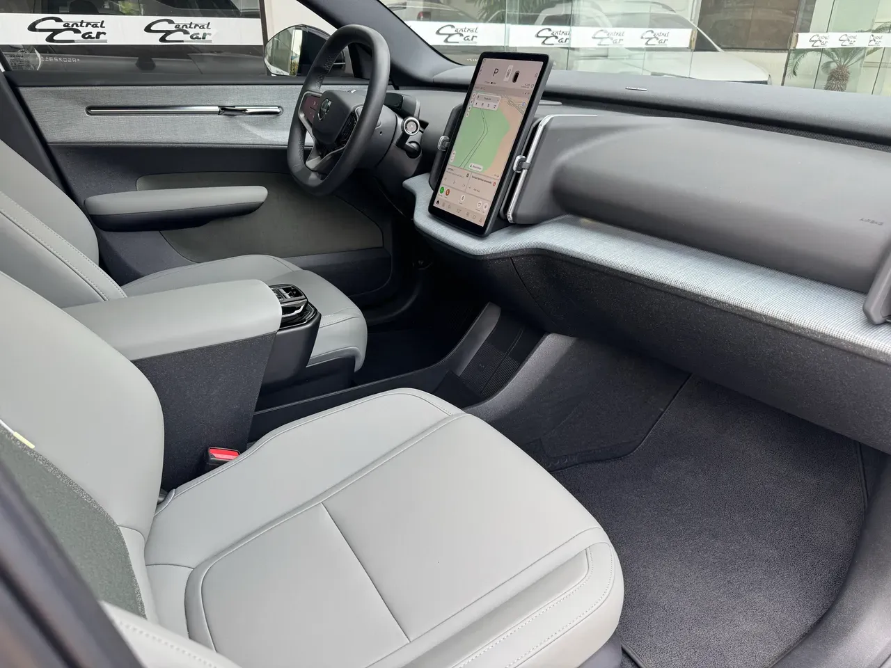 Volvo EX30 - Imagem 4