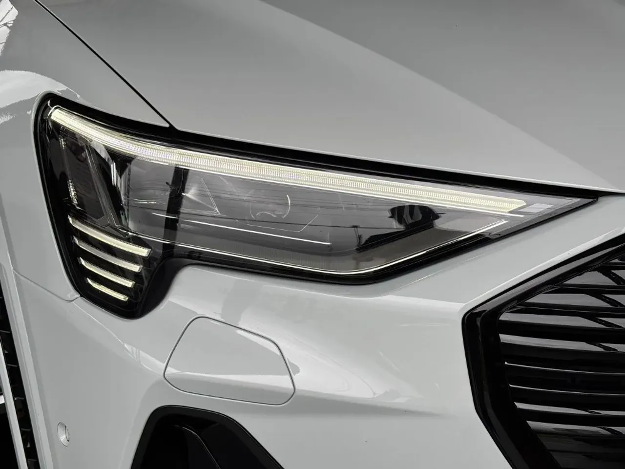 Audi E-tron S Sportback - Imagem 4