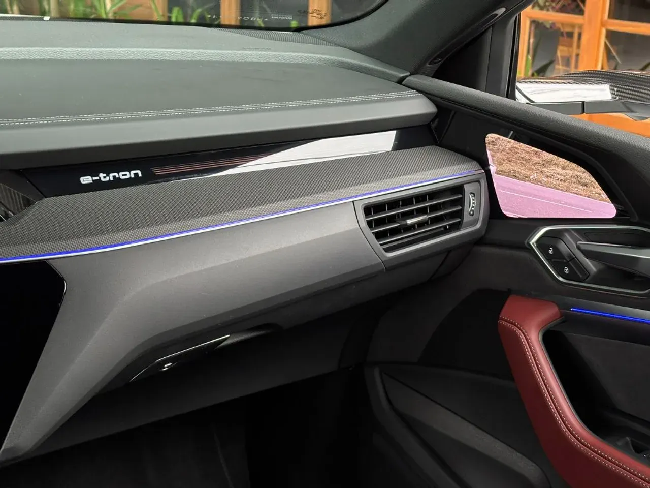 Audi E-tron S Sportback - Imagem 20