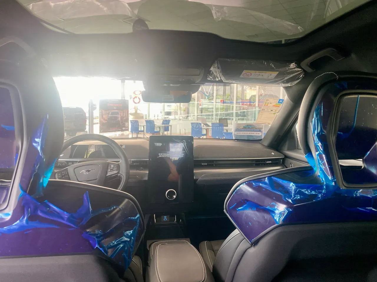 Ford Mustang Mach-e - Imagem 8