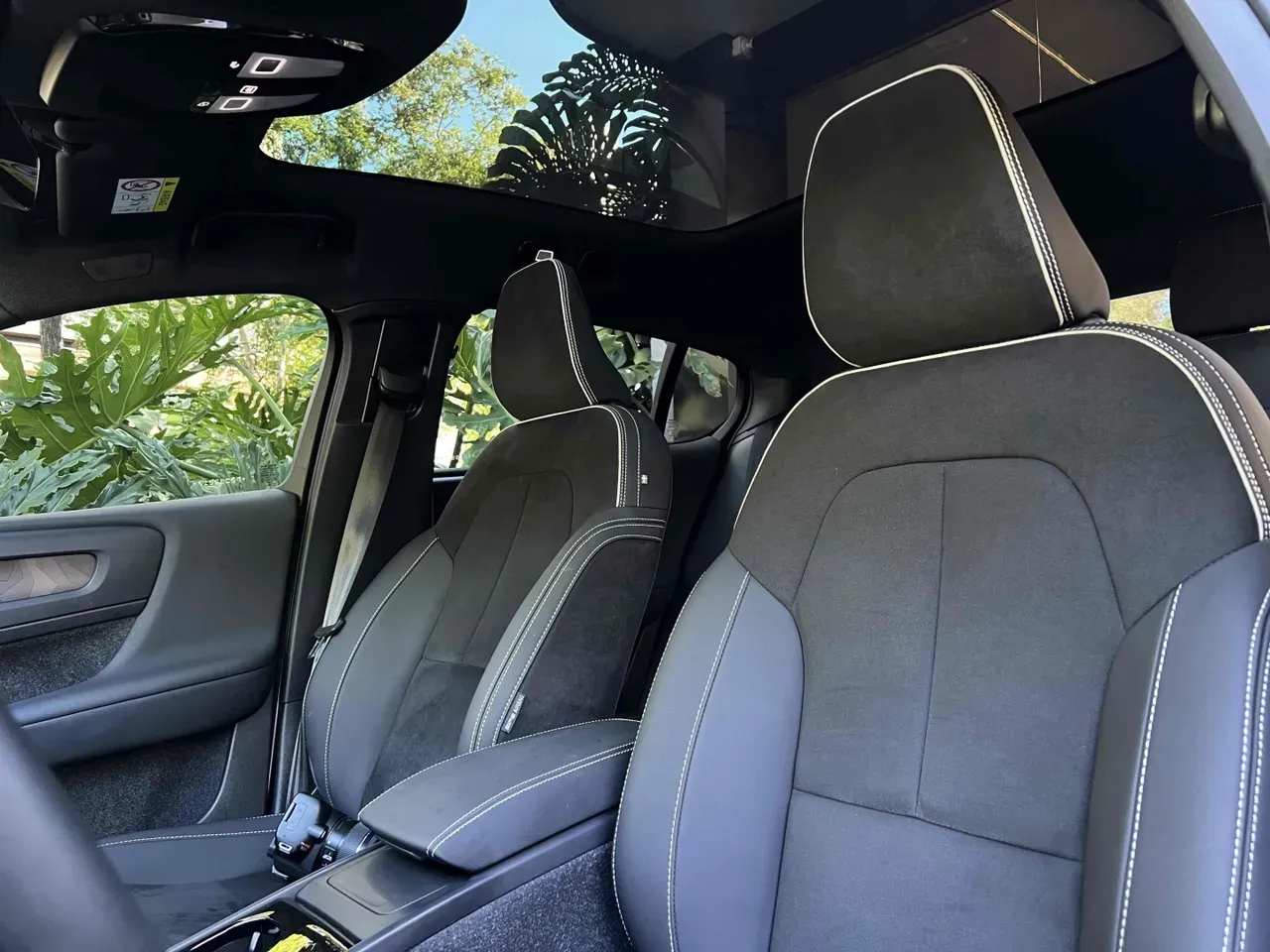 Volvo C40 Recharge - Imagem 16