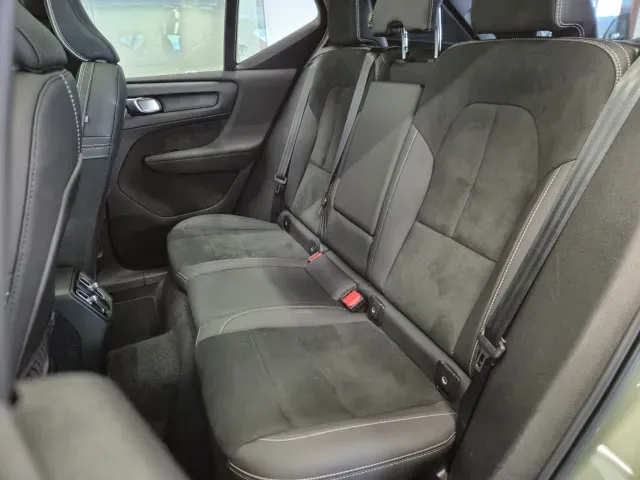 Volvo XC40 Recharge - Imagem 16