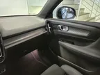 Volvo XC40 Recharge - Miniatura 18