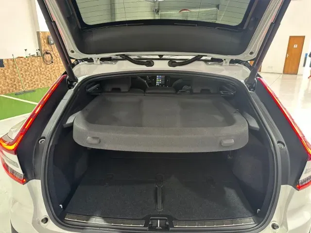 Volvo C40 Recharge - Imagem 5