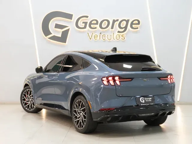 Ford Mustang Mach-e - Imagem 5