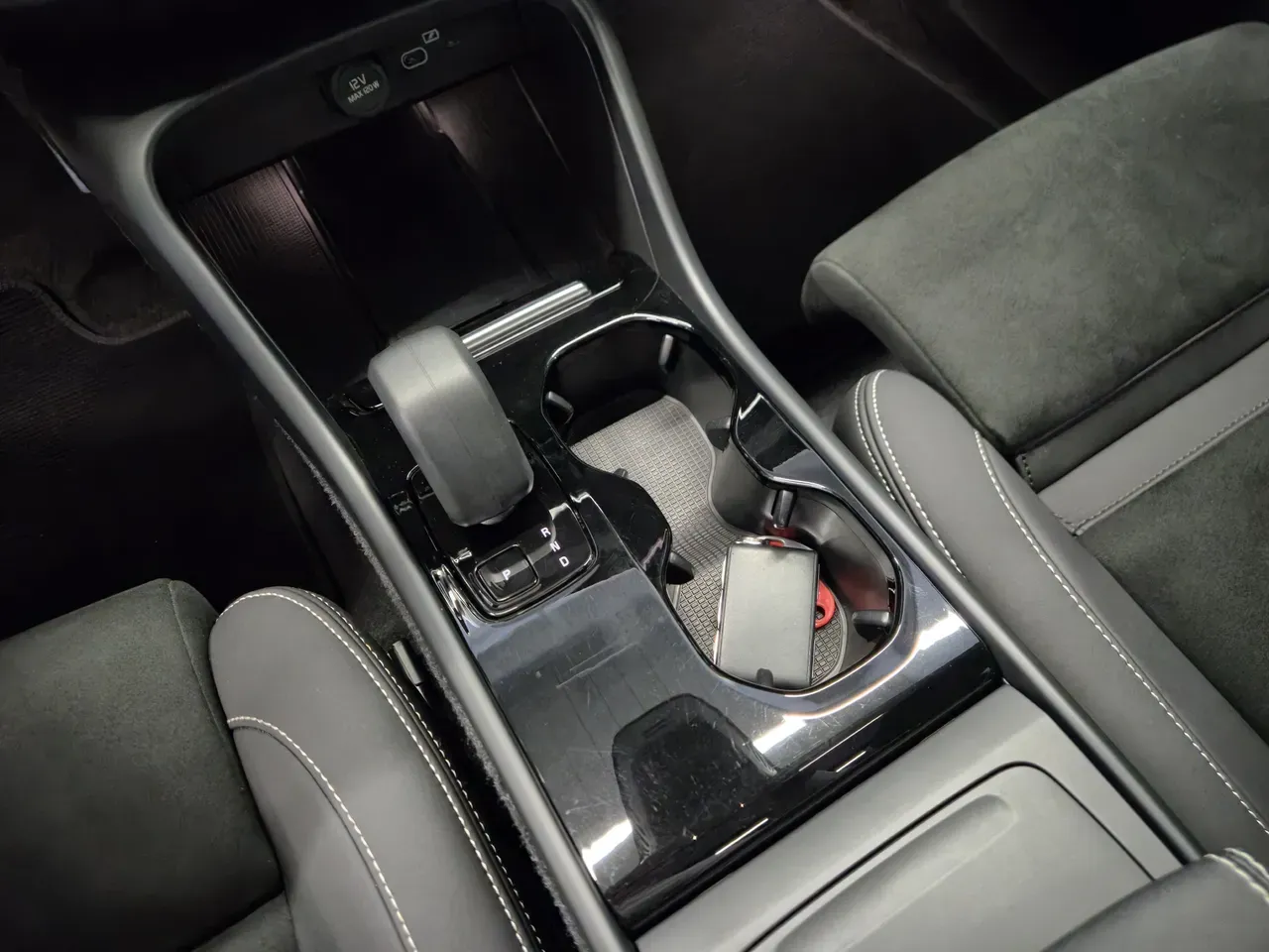 Volvo XC40 Recharge - Imagem 19