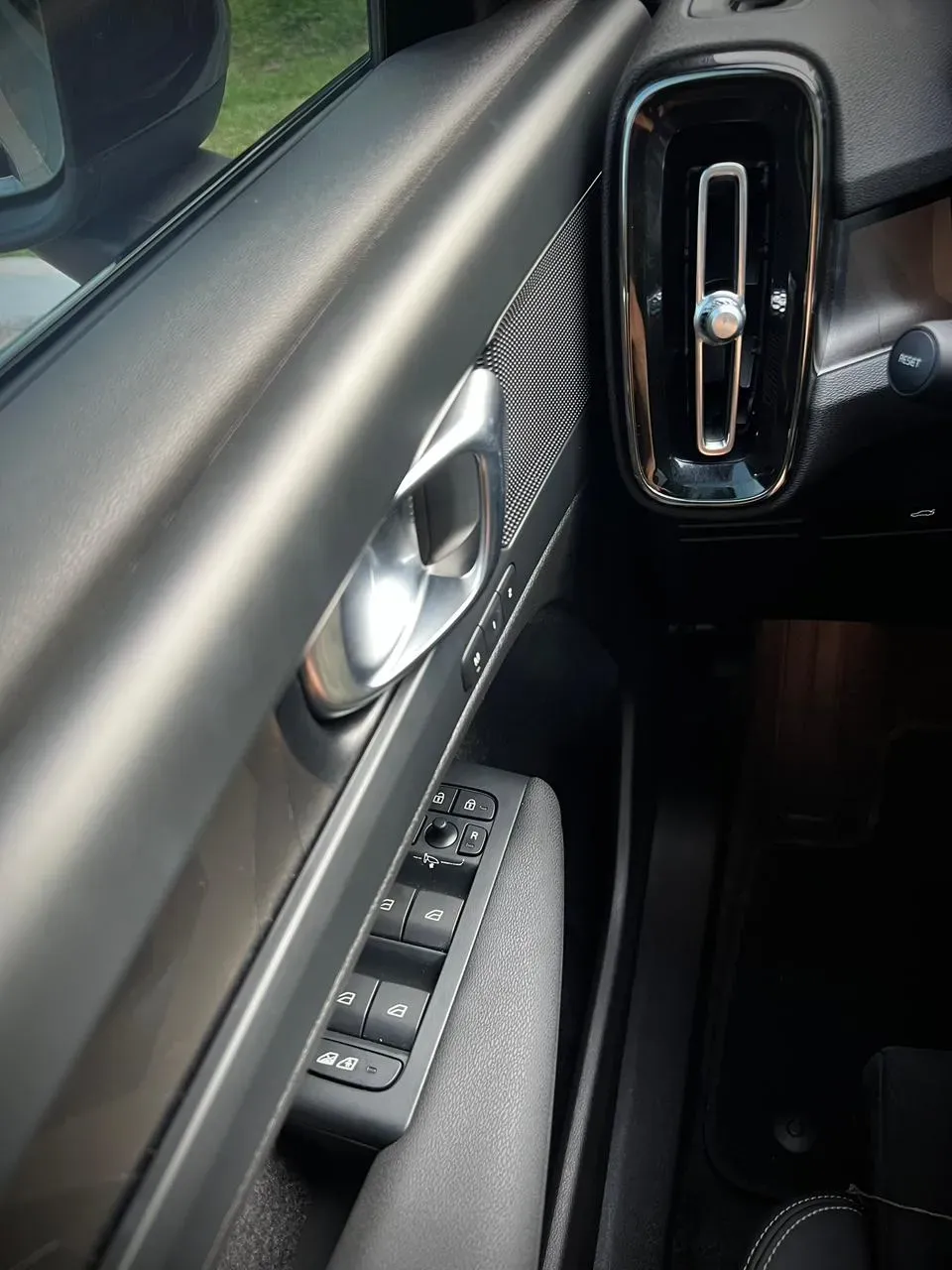 Volvo C40 Recharge - Imagem 16