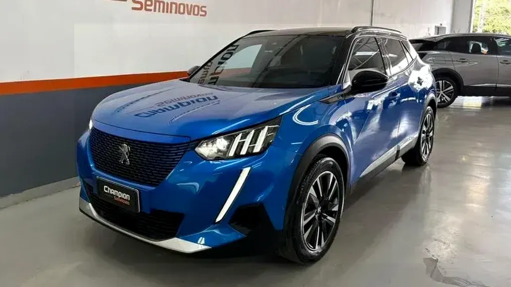 Foto de um peugeot e-2008