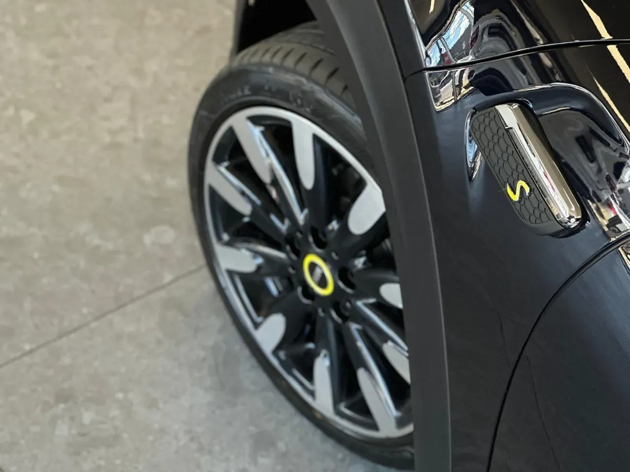 Mini Cooper SE - Imagem 6