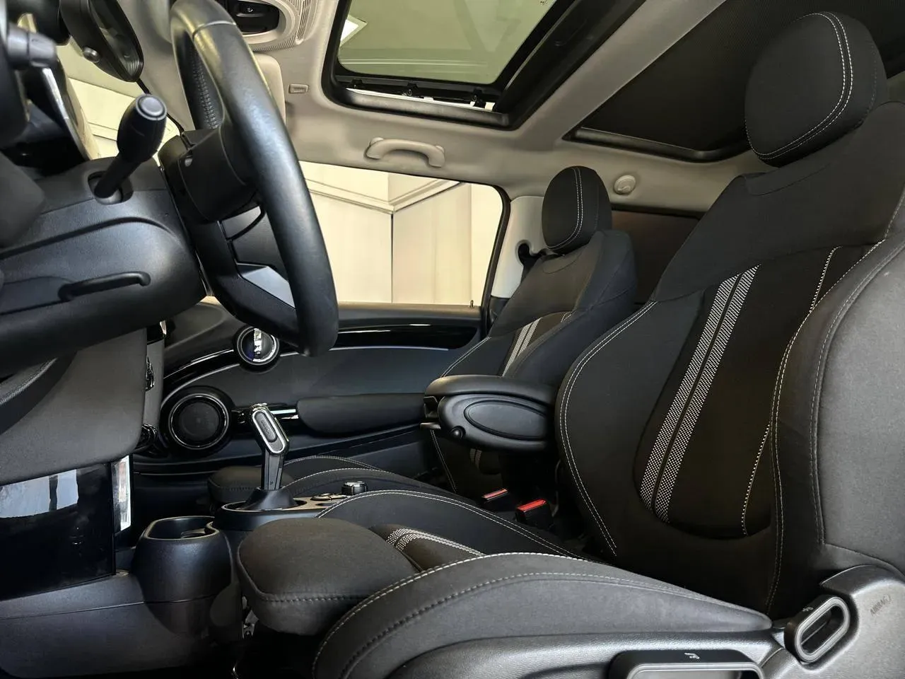 Mini Cooper SE - Imagem 8