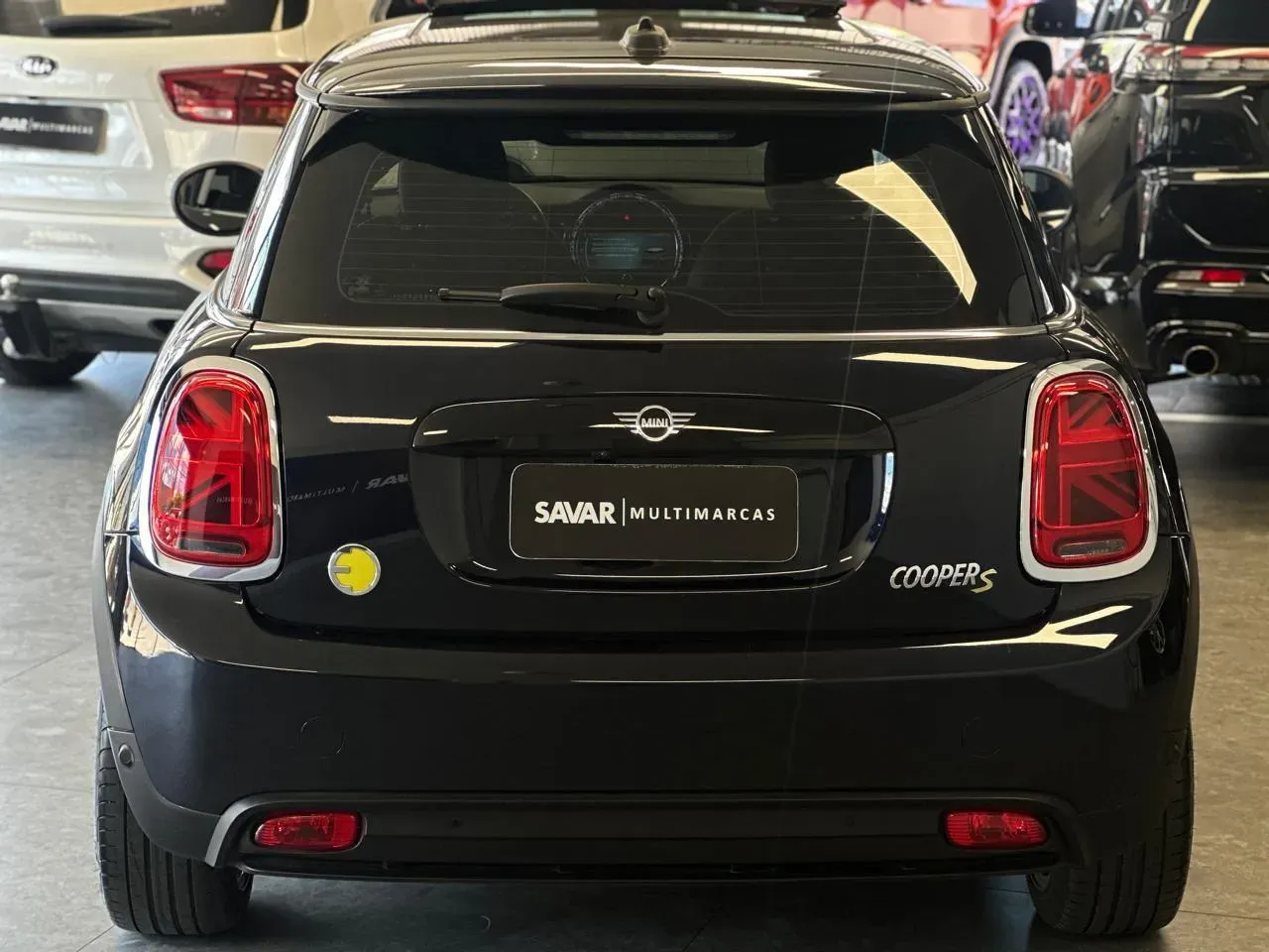 Mini Cooper SE - Imagem 18