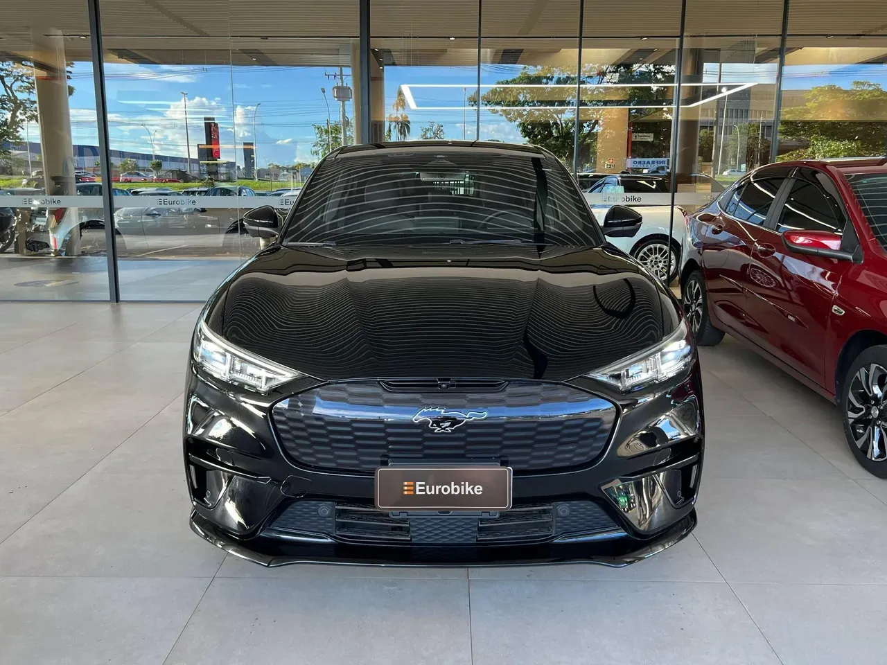 Ford Mustang Mach-e - Imagem 2