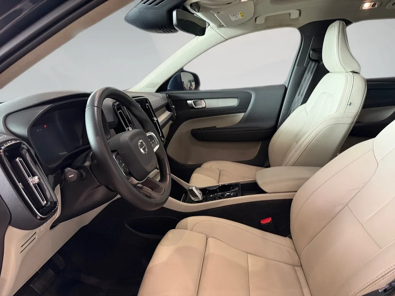 Volvo XC40 Recharge Plug-in Hybrid - Imagem 10