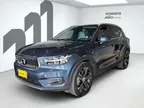 Volvo XC40 Recharge Plug-in Hybrid - Miniatura 1