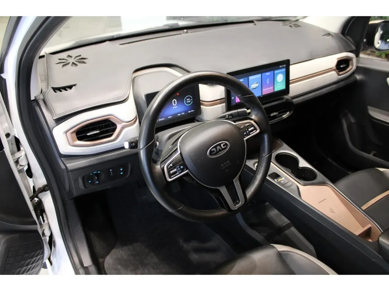 JAC E-JS1 - Imagem 8