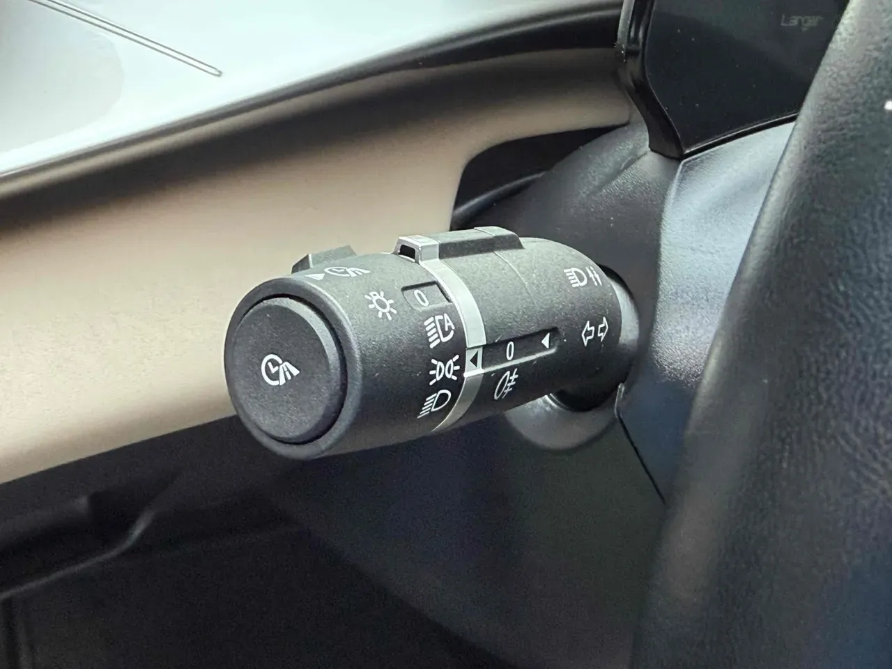 BYD Dolphin - Imagem 12