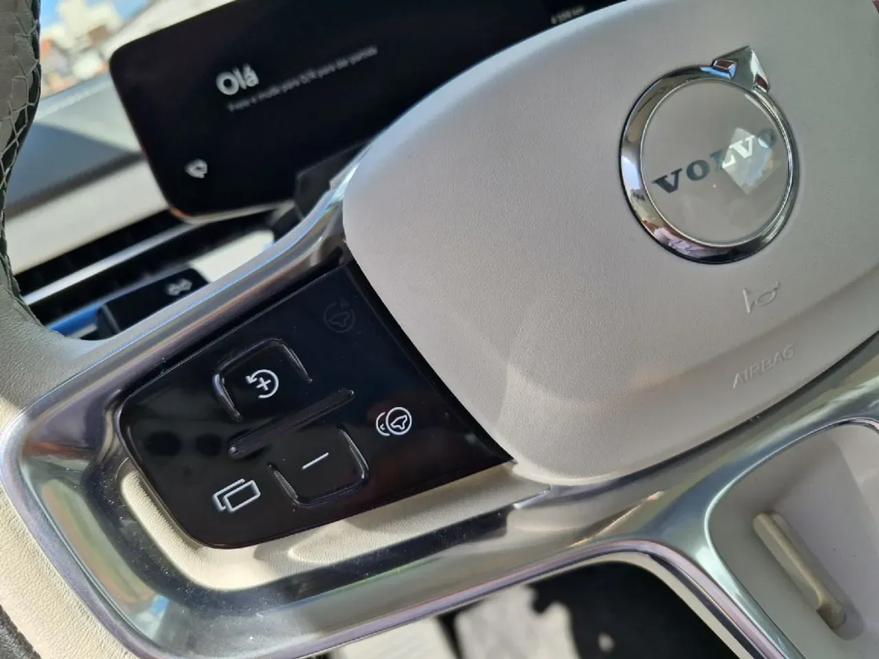 Volvo Ex90 - Imagem 13