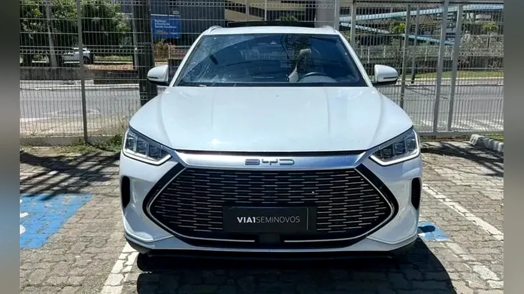 Foto de um byd song plus