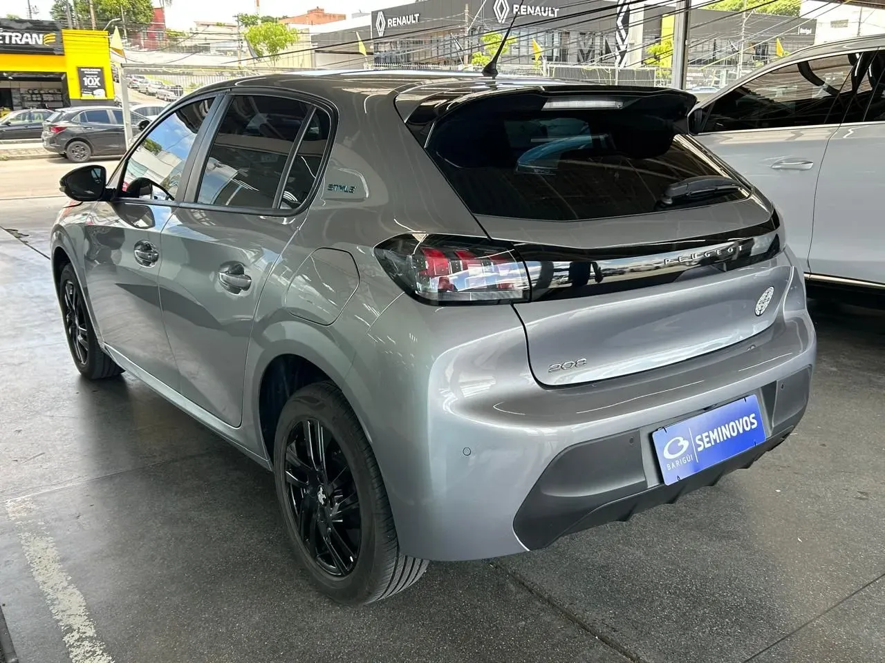 Peugeot E-208 - Imagem 2