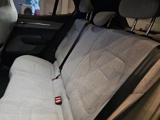 Volvo EX30 - Imagem 12