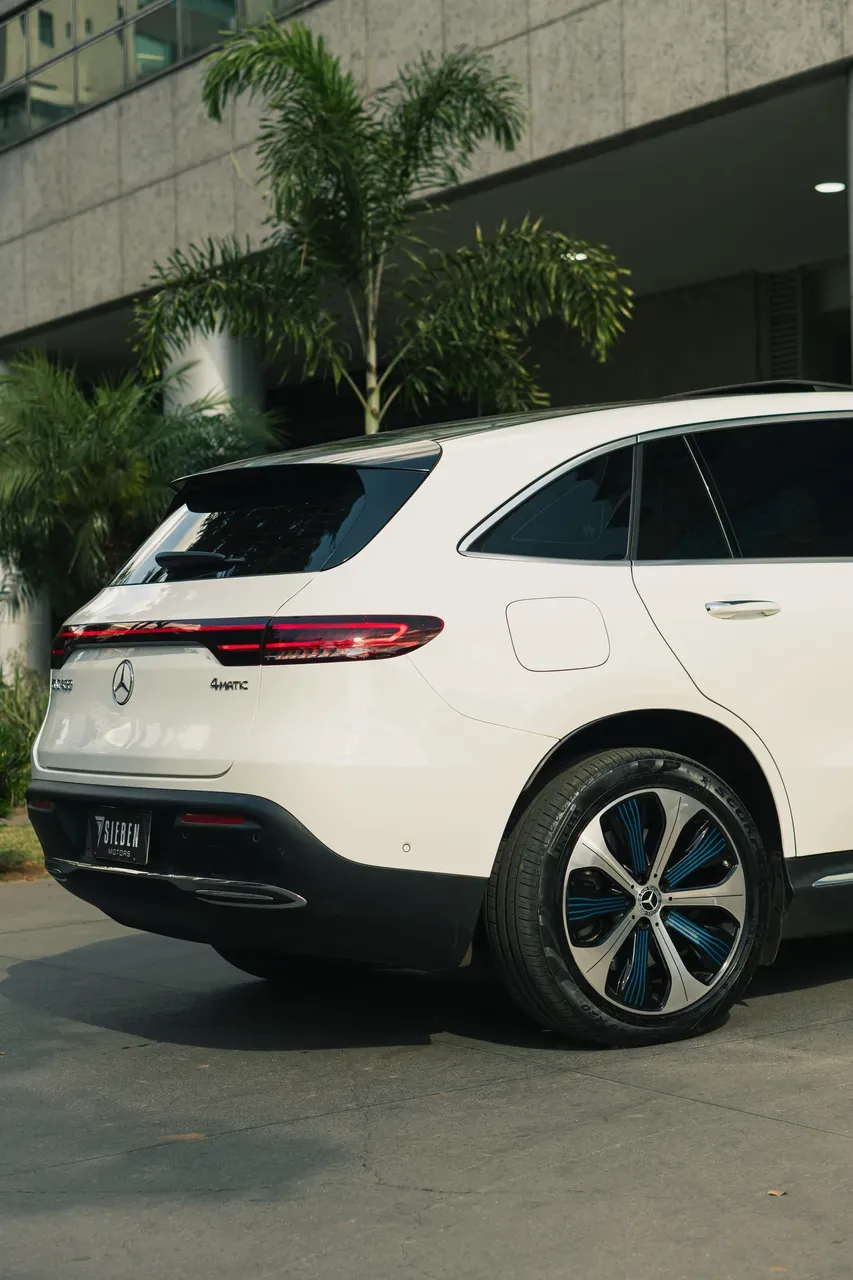 Mercedes Eqc 400 - Imagem 17